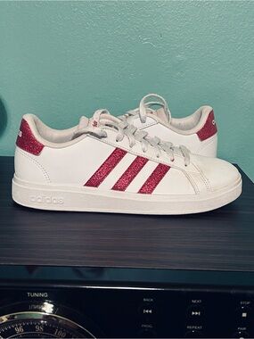 Adidas Grand Court 2.0 Tennis Shoes